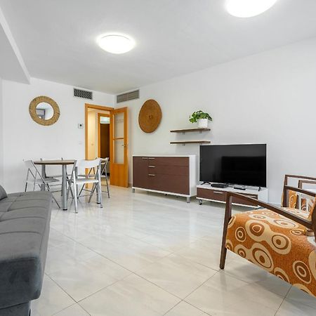 Hauzify I Apartament Mestral Cambrils Kültér fotó
